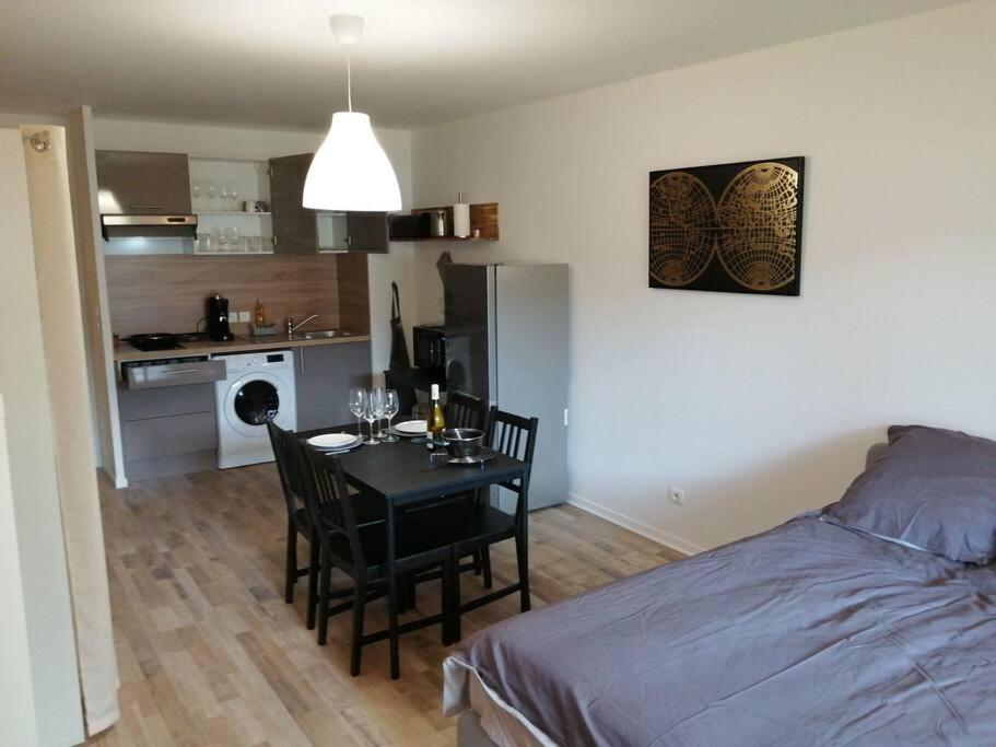 Studio 5 Min Du Centre Et De La Gare Ивто Экстерьер фото